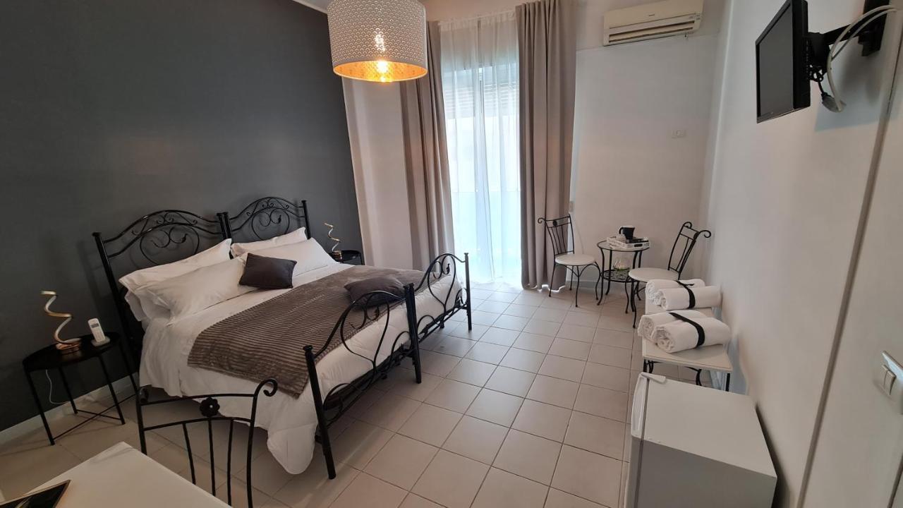 Essenza Del Tempo Inn Catania Ngoại thất bức ảnh